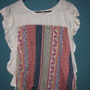 It’s a cute detailed shirt